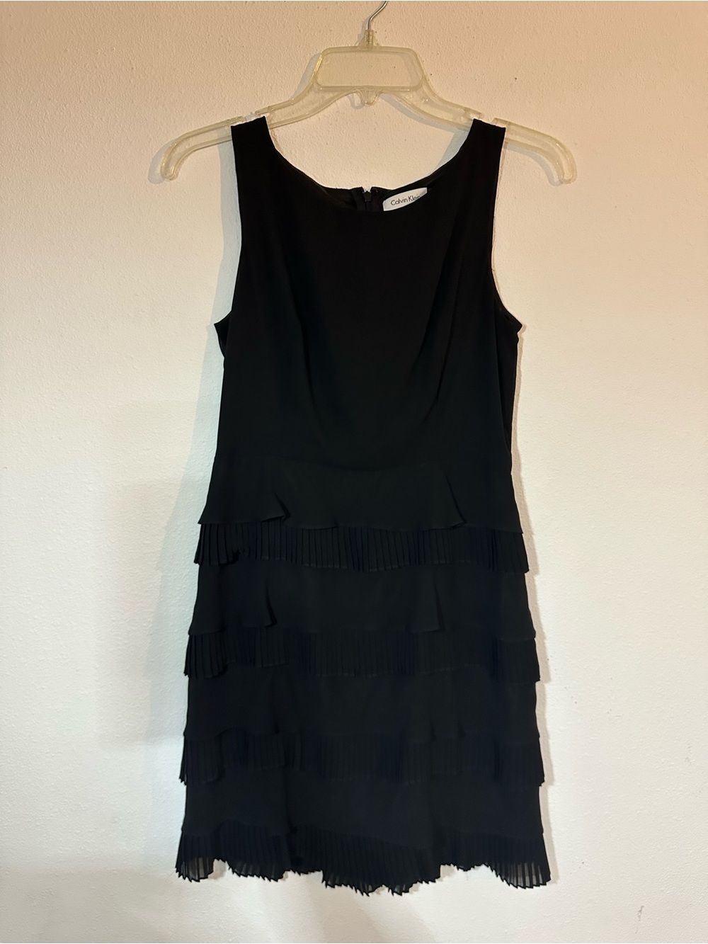Flapper style Black Sleeveless Tiered Pleat Dress